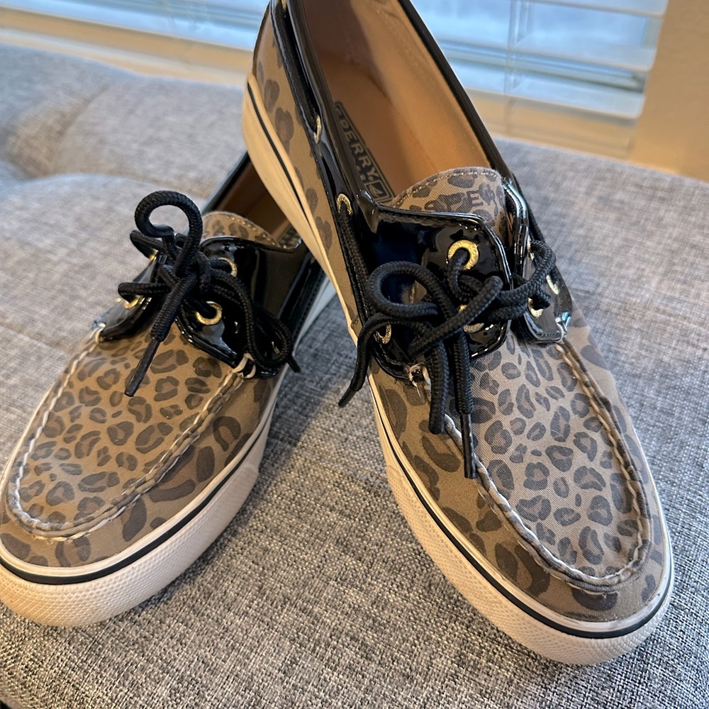 Gently used Sperry Top-Sider in Biscayne Leopard size 8 M.